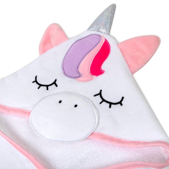 Unicorn Hooded Towel & Washcloth Set for Newborns, Infants, Toddlers 3-24 Months - Picture 3 of 8